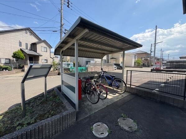 ツインコート A・Bの物件内観写真